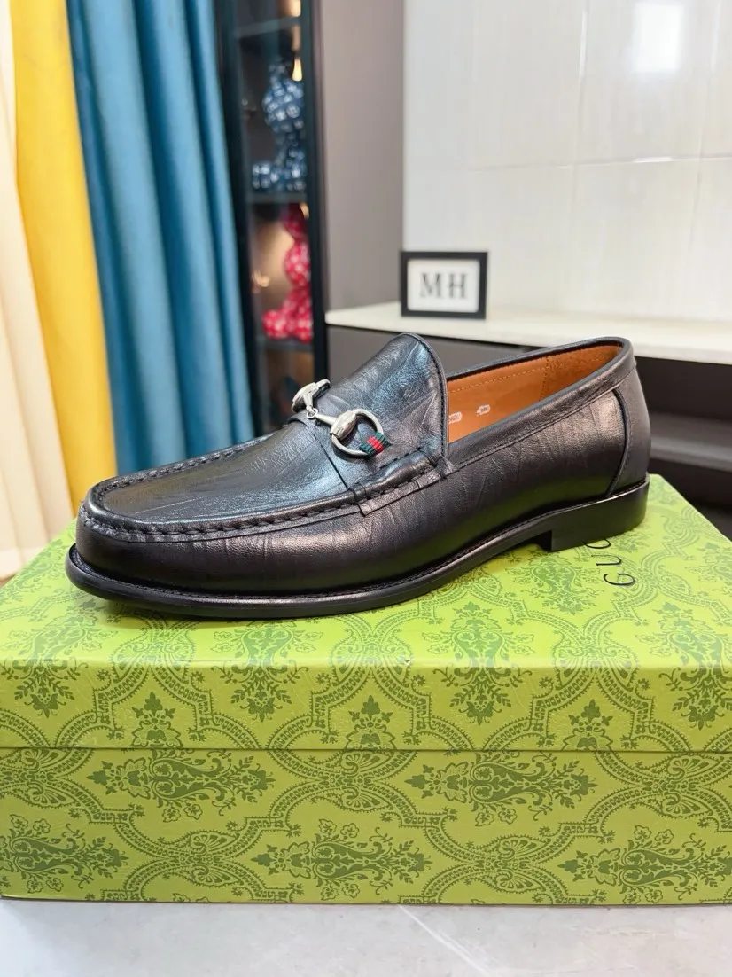 Men's Men's Shoes 💰480🌹🌹【GUCCI】The most popular classic Gucci leather shoes. Synchronized with the official website, the upper is made of Italian first-layer cowhide ➕cowhide lining, with unique brand and unique craftsmanship. Highlighting the hot style of the new year. Stop hesitating, stop wandering, get it now. Number: 38--44